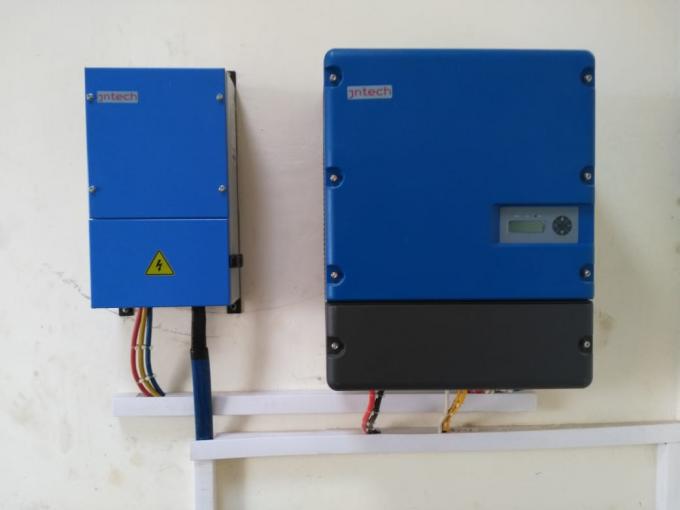 High Efficiency 15kW Solar Pump Controller Three Phase Output With Wide MPPT Range